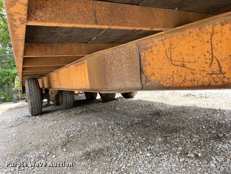 image for item KF9566 1996 Econoline MP423DE  equipment trailer