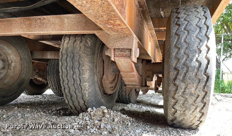 image for item KF9566 1996 Econoline MP423DE  equipment trailer