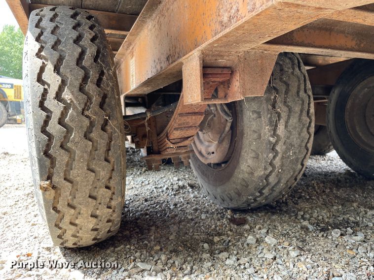 image for item KF9566 1996 Econoline MP423DE  equipment trailer