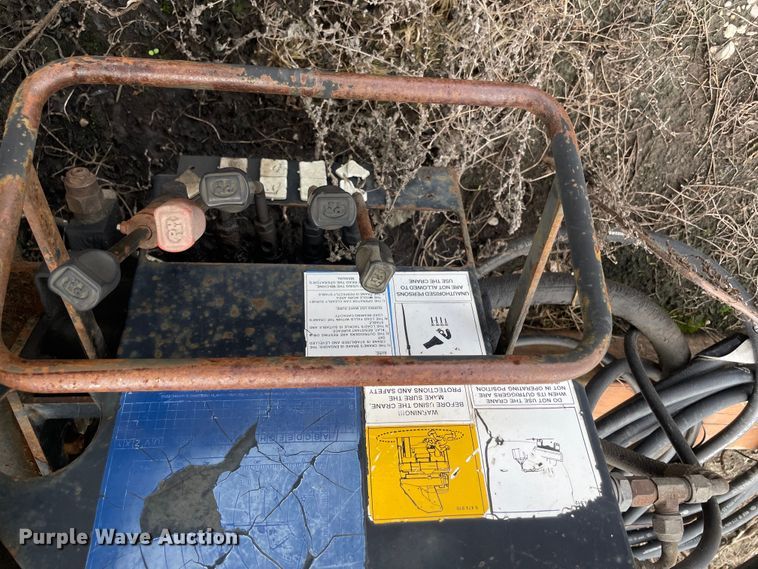 image for item KF9567 2002 PM 14022  crane