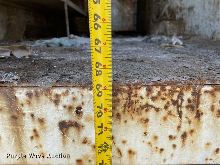 image for item KF9568 2000 International 4700  utility / service truck