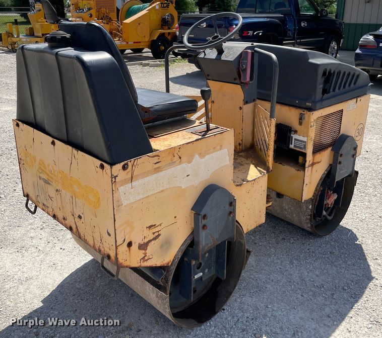 image for item KF9570 Stone DDR3100  double drum vibratory roller