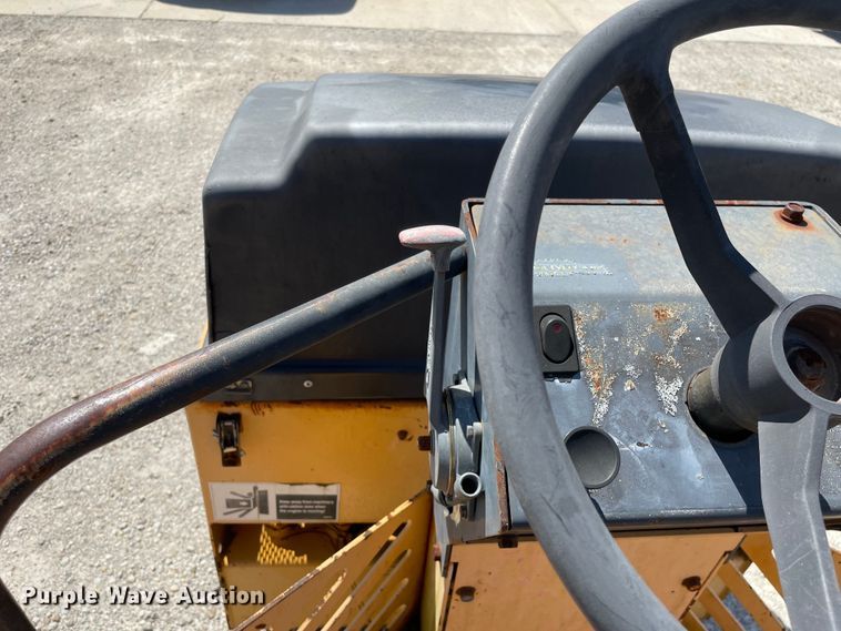 image for item KF9570 Stone DDR3100  double drum vibratory roller