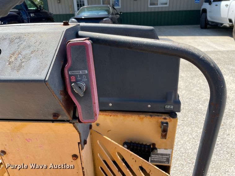 image for item KF9570 Stone DDR3100  double drum vibratory roller