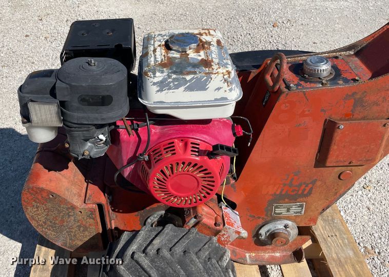 image for item KF9572 2000 Ditch Witch 100SX  cable plow