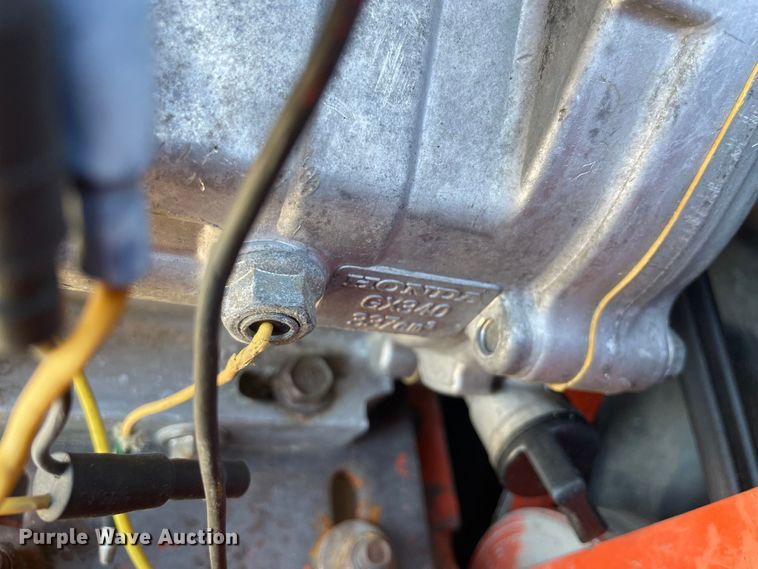 image for item KF9572 2000 Ditch Witch 100SX  cable plow