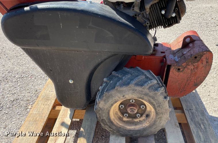 image for item KF9572 2000 Ditch Witch 100SX  cable plow