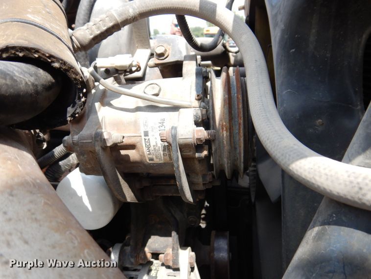 image for item KF9591 1997 Ford LNT8000  dump truck