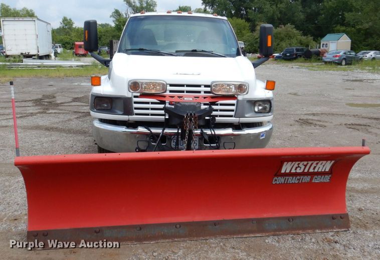 image for item KF9592 2003 GMC C4500  dump flatbed truck