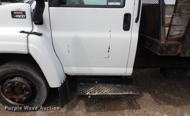 image for item KF9592 2003 GMC C4500  dump flatbed truck