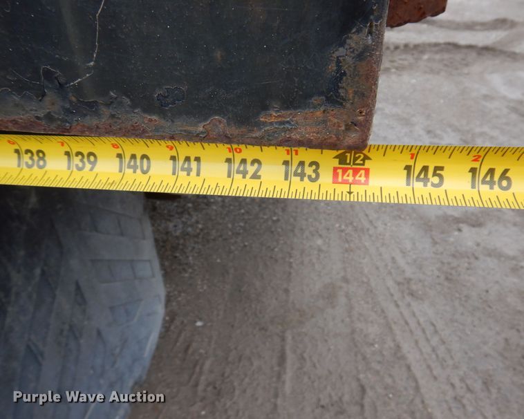 image for item KF9592 2003 GMC C4500  dump flatbed truck