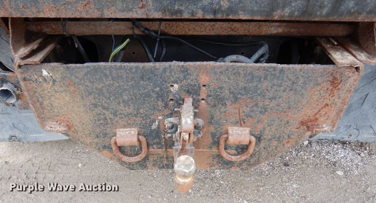 image for item KF9592 2003 GMC C4500  dump flatbed truck