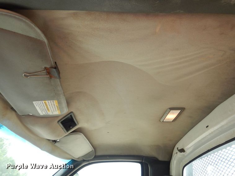 image for item KF9592 2003 GMC C4500  dump flatbed truck