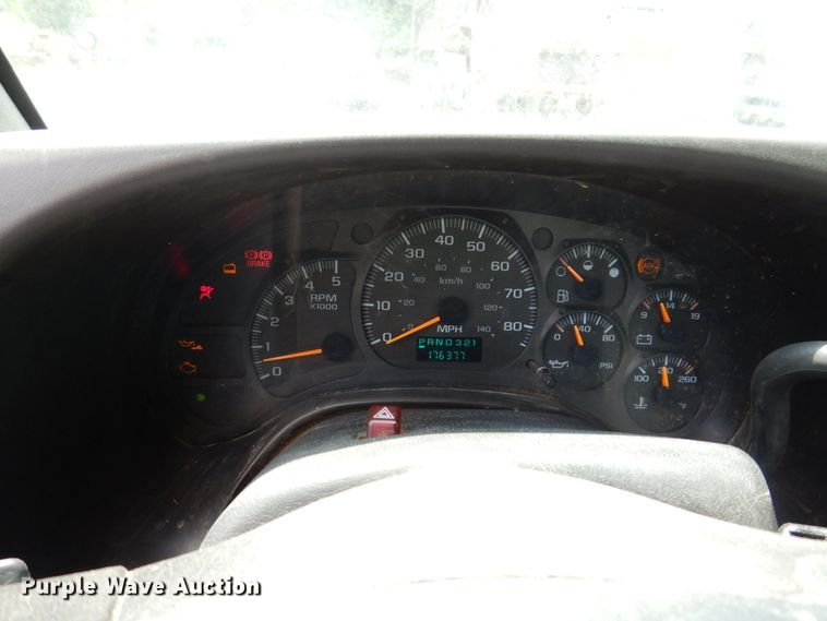 image for item KF9592 2003 GMC C4500  dump flatbed truck