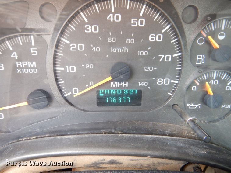 image for item KF9592 2003 GMC C4500  dump flatbed truck