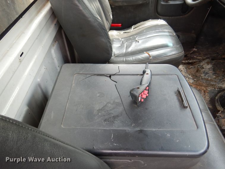 image for item KF9592 2003 GMC C4500  dump flatbed truck