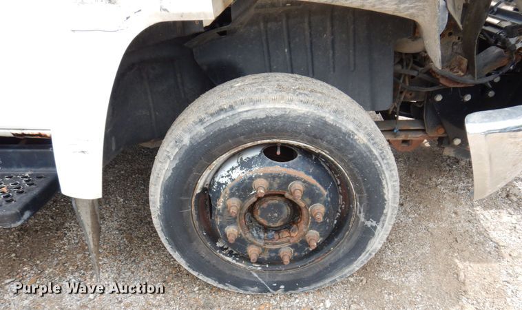 image for item KF9592 2003 GMC C4500  dump flatbed truck