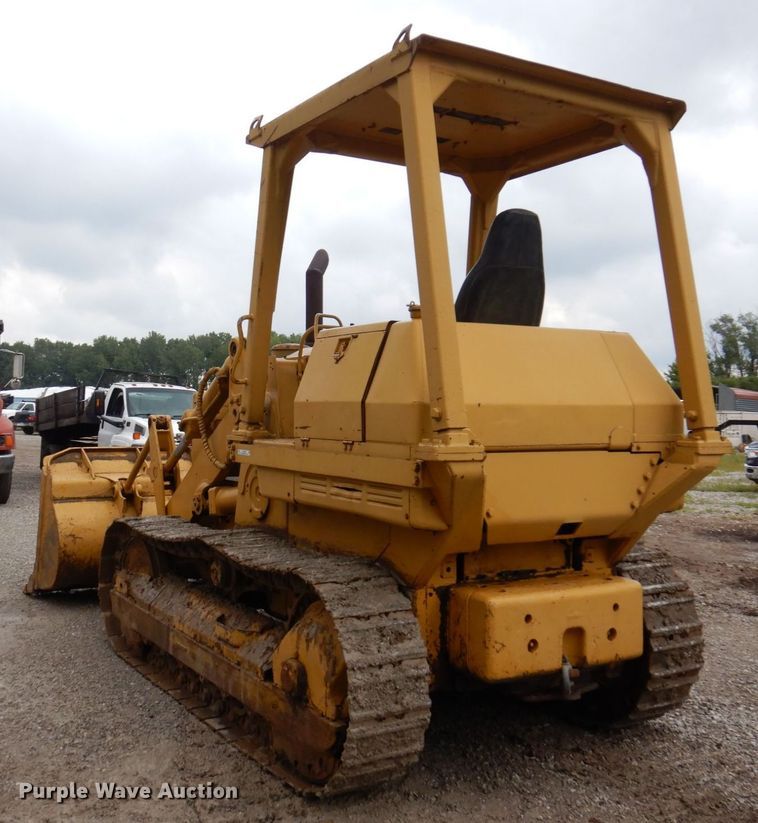 image for item KF9593 1973 Caterpillar 955L  track loader