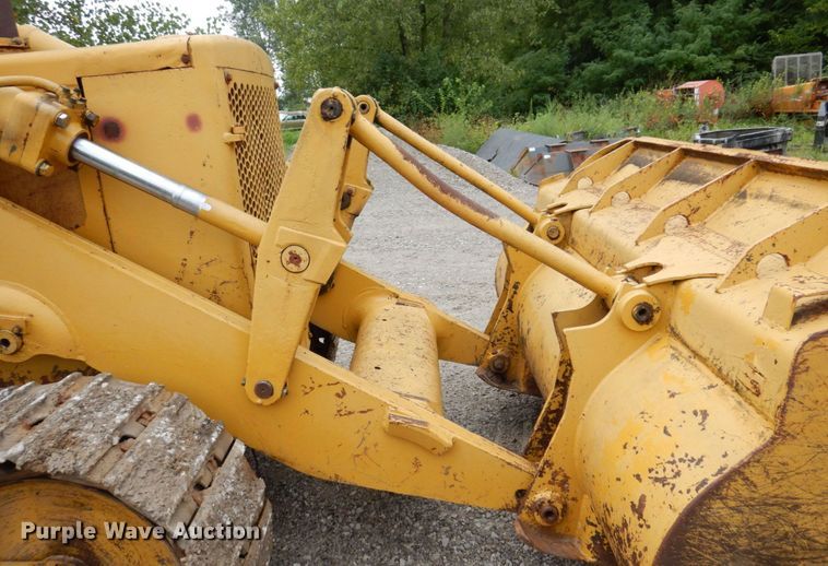 image for item KF9593 1973 Caterpillar 955L  track loader