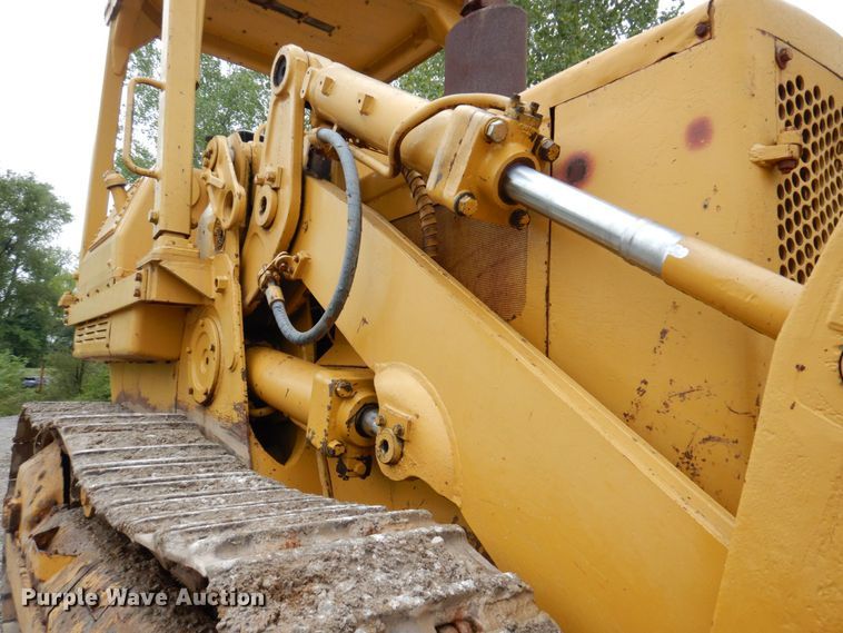 image for item KF9593 1973 Caterpillar 955L  track loader