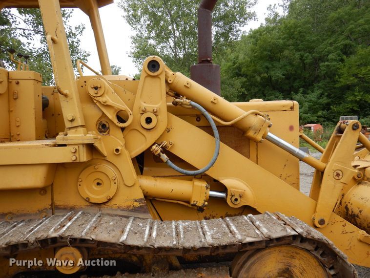 image for item KF9593 1973 Caterpillar 955L  track loader