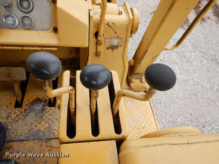 image for item KF9593 1973 Caterpillar 955L  track loader