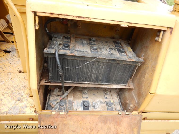 image for item KF9593 1973 Caterpillar 955L  track loader