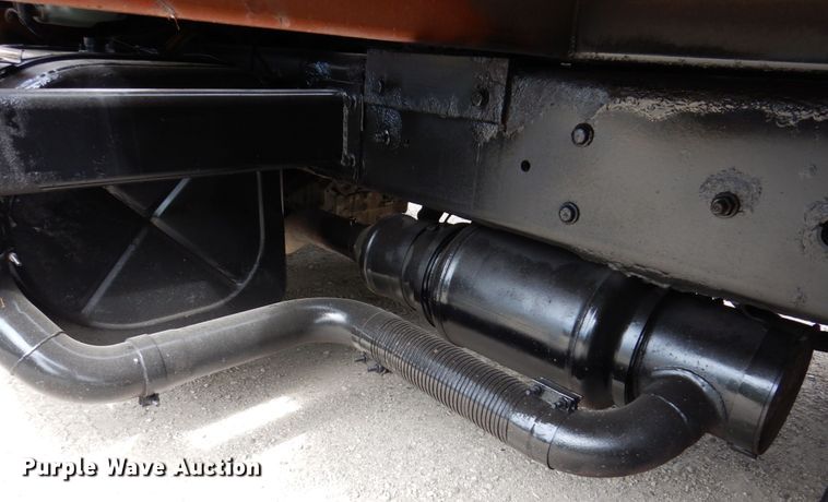 image for item KF9609 2010 International WorkStar 7300  refuse truck