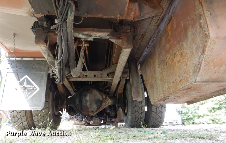 image for item KF9609 2010 International WorkStar 7300  refuse truck