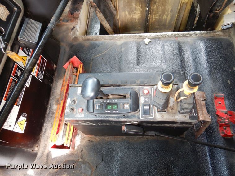 image for item KF9609 2010 International WorkStar 7300  refuse truck