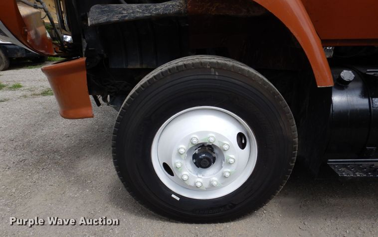 image for item KF9609 2010 International WorkStar 7300  refuse truck