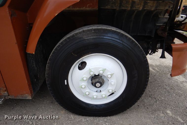 image for item KF9609 2010 International WorkStar 7300  refuse truck