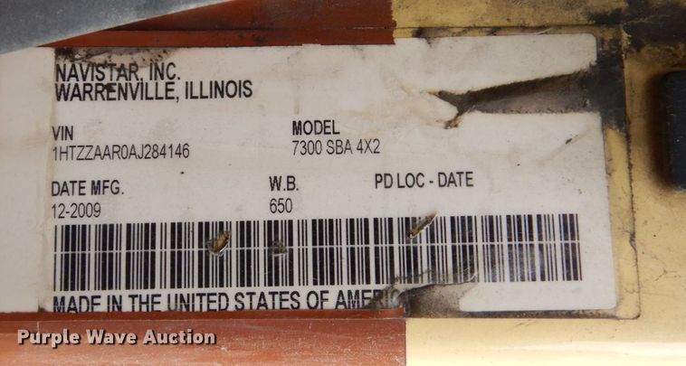 image for item KF9609 2010 International WorkStar 7300  refuse truck