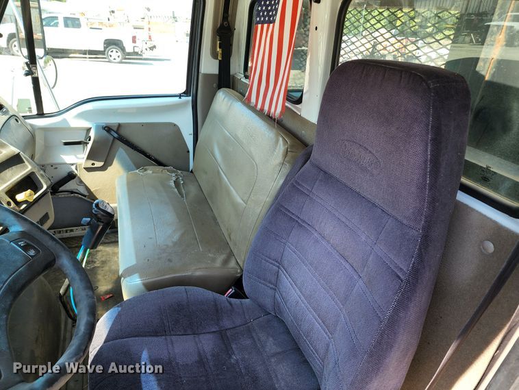 image for item KH9377 2007 Sterling L7500  flatbed truck