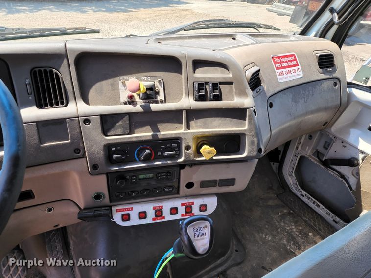 image for item KH9377 2007 Sterling L7500  flatbed truck