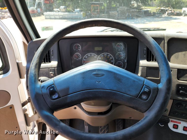 image for item KH9377 2007 Sterling L7500  flatbed truck