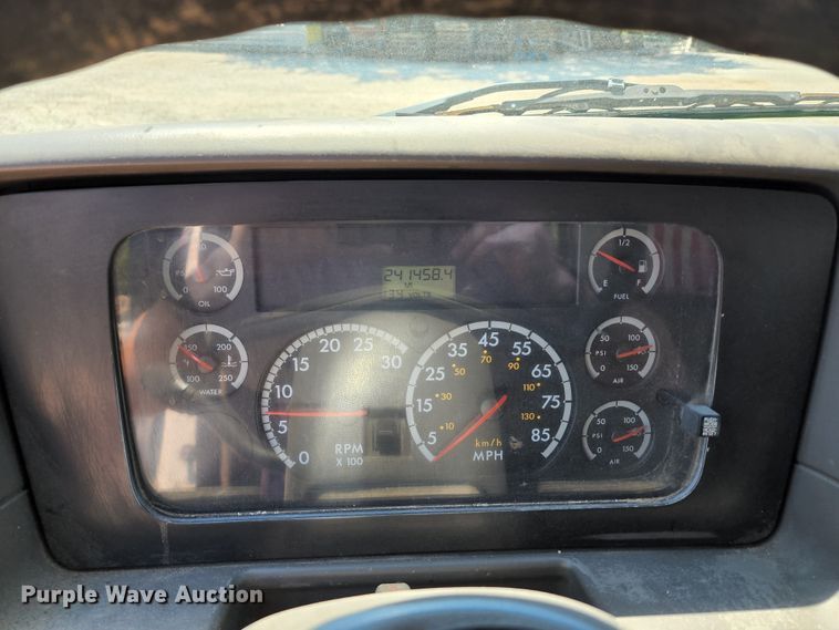 image for item KH9377 2007 Sterling L7500  flatbed truck