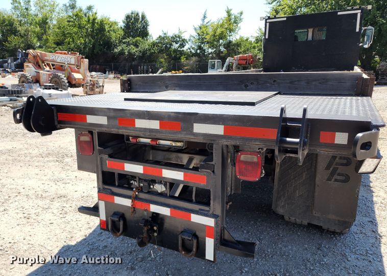 image for item KH9377 2007 Sterling L7500  flatbed truck
