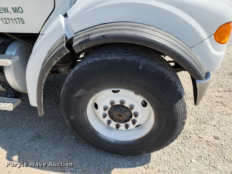 image for item KH9377 2007 Sterling L7500  flatbed truck