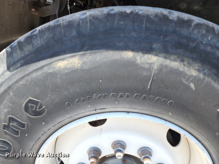 image for item KH9377 2007 Sterling L7500  flatbed truck