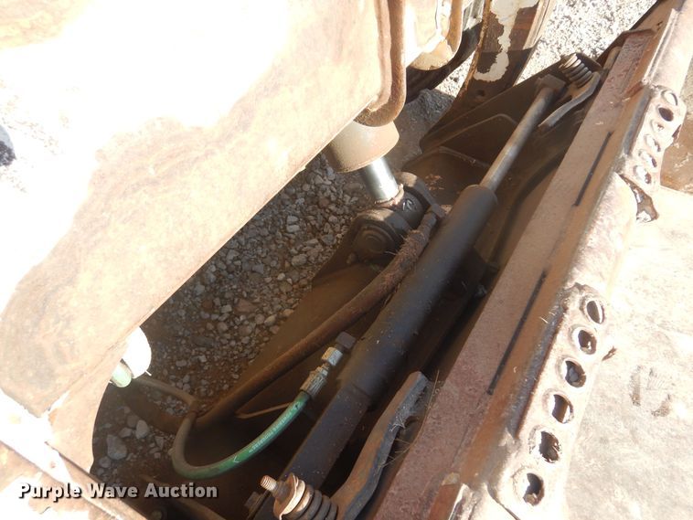 image for item KI9192 2000 Bobcat 863  skid steer loader