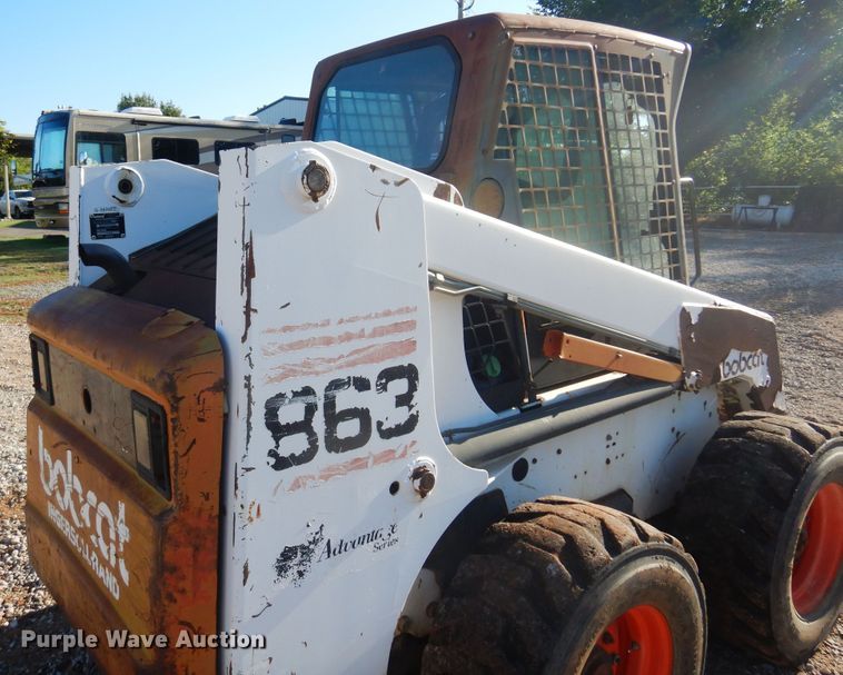 image for item KI9192 2000 Bobcat 863  skid steer loader