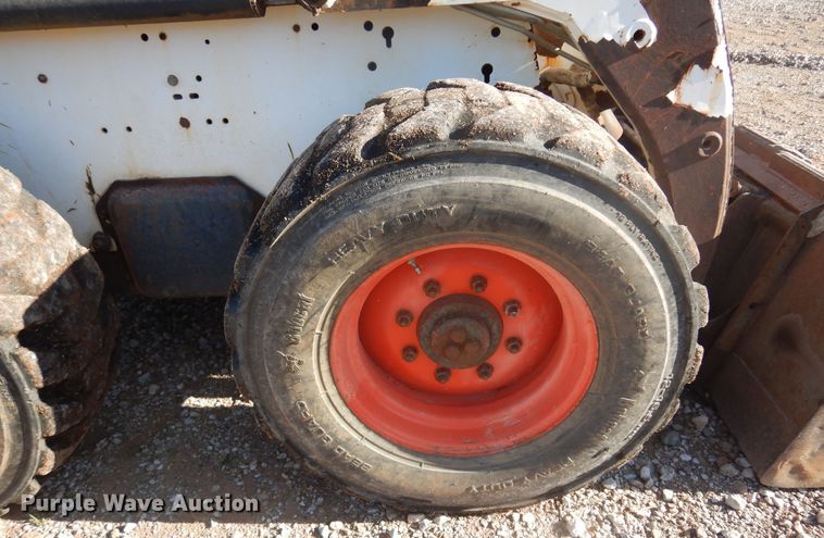 image for item KI9192 2000 Bobcat 863  skid steer loader