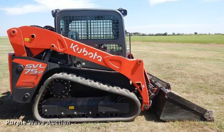 image for item KI9219 2021 Kubota SVL75-2  tracked skid steer loader