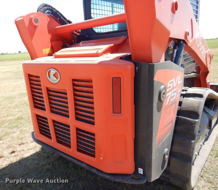 image for item KI9219 2021 Kubota SVL75-2  tracked skid steer loader