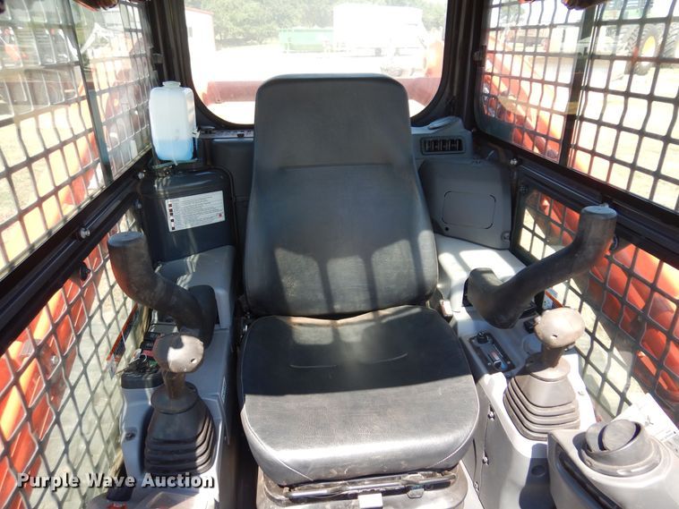 image for item KI9219 2021 Kubota SVL75-2  tracked skid steer loader