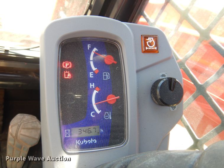 image for item KI9219 2021 Kubota SVL75-2  tracked skid steer loader