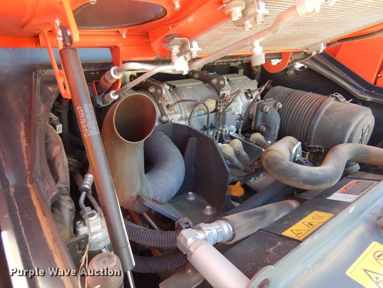 image for item KI9219 2021 Kubota SVL75-2  tracked skid steer loader