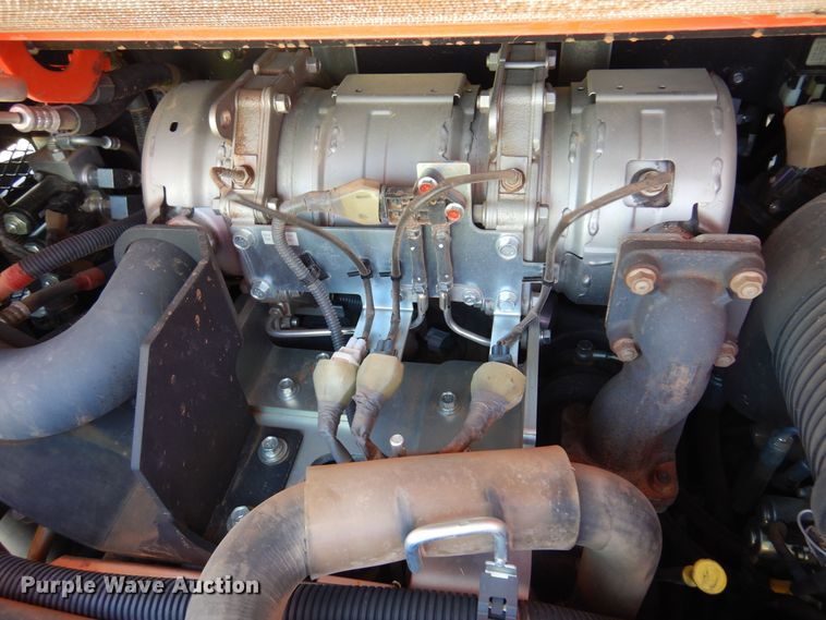 image for item KI9219 2021 Kubota SVL75-2  tracked skid steer loader