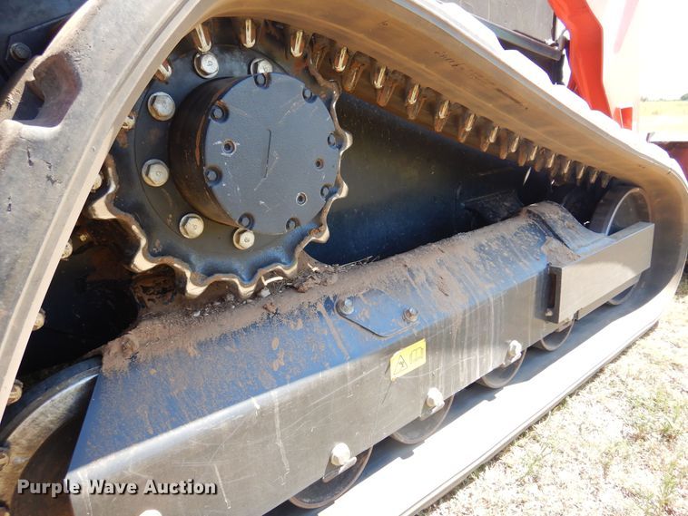 image for item KI9219 2021 Kubota SVL75-2  tracked skid steer loader